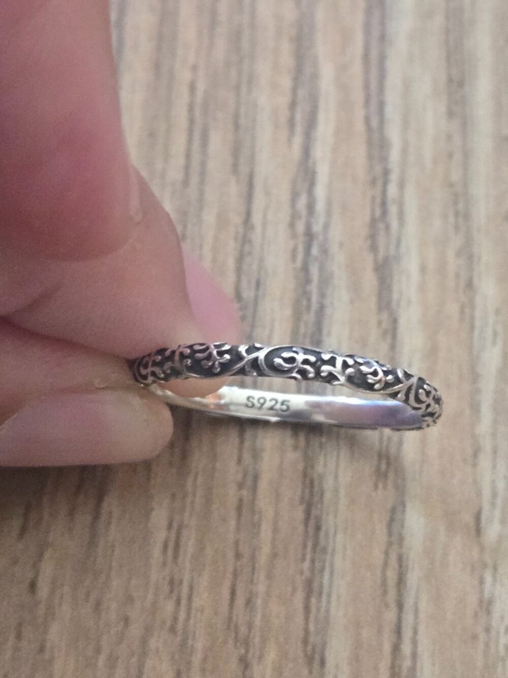 925 Silver Ring - Picture 2 of 3